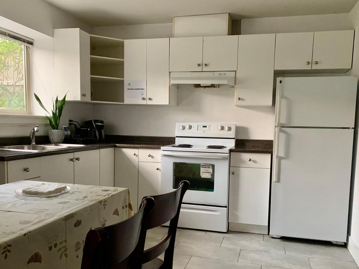 Spacious Burnaby Guest Home المظهر الخارجي الصورة