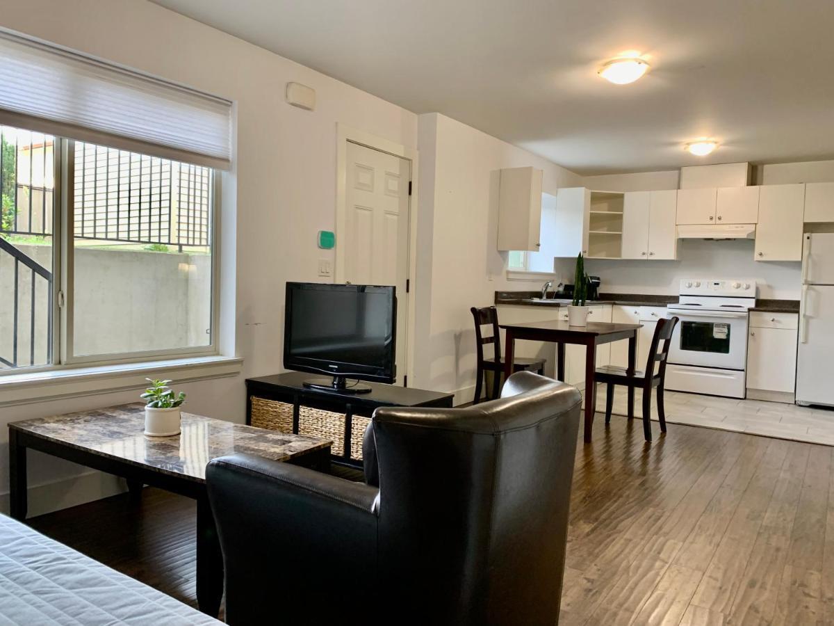 Spacious Burnaby Guest Home المظهر الخارجي الصورة